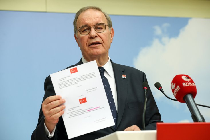 CHP Sözcüsü Faik Öztrak; 'Türkiye'yi koskoca bir cenaze evine çevirdiler' CHP Sözcüsü Faik Öztrak; 'Türkiye'yi koskoca bir cenaze evine çevirdiler'