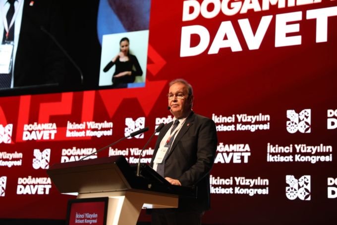 CHP Sözcüsü Öztrak, İkinci Yüzyılın İktisat Kongresi’nde konuşmasında; 'Üreteceğiz, kazanacağız. Kazancımızı da hakça paylaşacağız' CHP Sözcüsü Öztrak, İkinci Yüzyılın İktisat Kongresi’nde konuşmasında; 'Üreteceğiz, kazanacağız. Kazancımızı da hakça paylaşacağız'