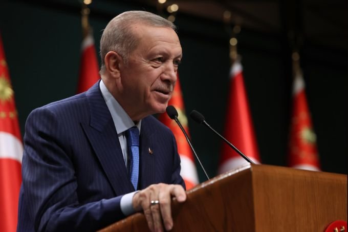 Erdoğan, AKP'nin devlete borçları yapılandırma teklifini kabine toplantısı sonrası açıkladı Erdoğan, AKP'nin devlete borçları yapılandırma teklifini kabine toplantısı sonrası açıkladı