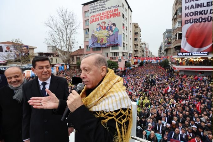 Erdoğan, Aydın’da toplu açılış törenine katıldıktan sonra Nazilli'ye geçti; 'Nazilli'nin 14 Mayıs'a farklı hazırlandığını söyledi'