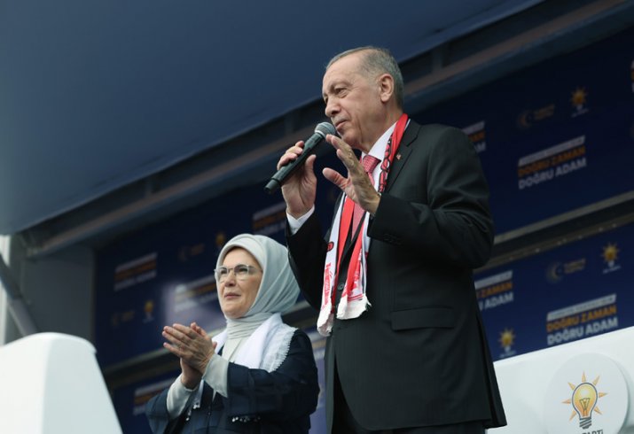 Erdoğan Batman'dan seslendi; Biz bu topraklarda bin yıldır iç içe, omuz omuza yaşadık Erdoğan Batman'dan seslendi; Biz bu topraklarda bin yıldır iç içe, omuz omuza yaşadık