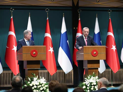 Erdoğan; 'Finlandiya'nın NATO'ya katılım protokolünün Meclisimizdeki onay sürecini başlatmaya karar verdik'