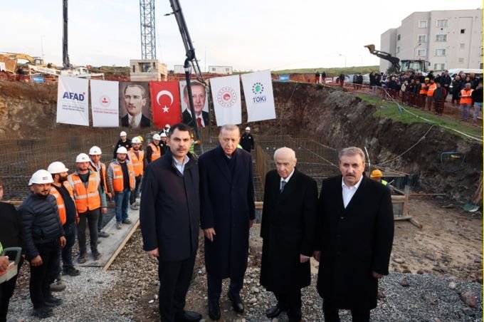 Erdoğan, Kahramanmaraş’ta Deprem Konutları Temel Atma Töreni’ne katıldı Erdoğan, Kahramanmaraş’ta Deprem Konutları Temel Atma Töreni’ne katıldı