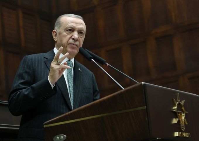 Erdoğan; “Kimi eksiklikler, aksaklıklar ve gecikmeler yaşanmıştır. Ama herkes şahittir ki var gücümüzle ve olabilecek en hızlı şekilde depremzede vatandaşlarımızın yardımına koştuk' Erdoğan; “Kimi eksiklikler, aksaklıklar ve gecikmeler yaşanmıştır. Ama herkes şahittir ki var gücümüzle ve olabilecek en hızlı şekilde depremzede vatandaşlarımızın yardımına koştuk'
