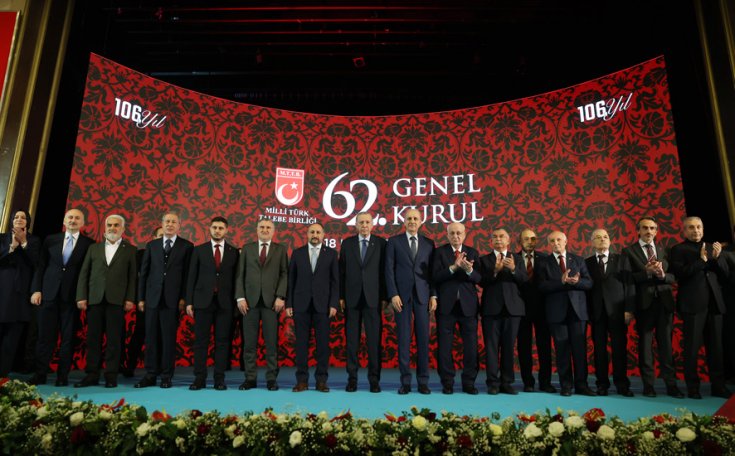 Erdoğan; Millî Türk Talebe Birliği, ülkemiz gençliğinin önünde maziden atiye kurulan bir köprü olmayı sürdürmektedir! Erdoğan; Millî Türk Talebe Birliği, ülkemiz gençliğinin önünde maziden atiye kurulan bir köprü olmayı sürdürmektedir!