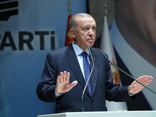 Erdoğan, 'Nerede eksiğimiz varsa gideriyor, kusurumuz olmuşsa düzeltiyor, güçlü olduğumuz yanlarımızı daha da tahkim ediyoruz' Erdoğan, 'Nerede eksiğimiz varsa gideriyor, kusurumuz olmuşsa düzeltiyor, güçlü olduğumuz yanlarımızı daha da tahkim ediyoruz'