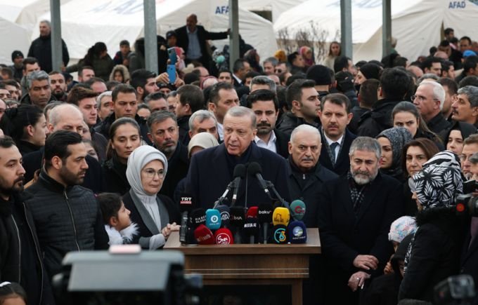 Erdoğan, Şanlıurfa’da deprem bölgesinde açıklama yaptı; 21.848 kişi hayatını kaybetti, 80.104 kişi yaralandı