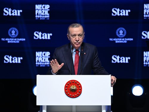 Erdoğan; Türkiye’nin kültür-sanat iklimi mutlaka hak ettiği seviyelere ulaşacaktır!