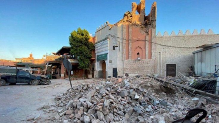 Fas'da meydana gelen 6.8 şiddetindeki depremde hayatını kaybedenlerin sayısı 2 bin 681'e çıktı