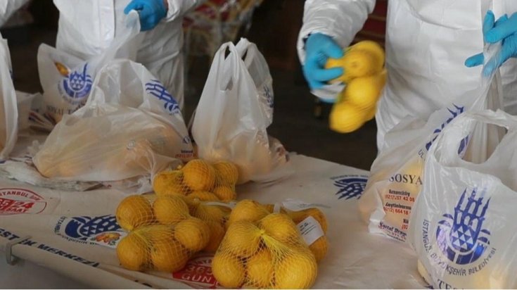 İBB'nin vatandaşa ücretsiz dağıttığı 100 ton limonla ilgili kurmaca haber yapanlar ceza aldı