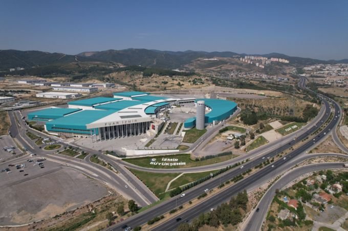 İzmir temiz enerjinin dev buluşmasına hazırlanıyor İzmir temiz enerjinin dev buluşmasına hazırlanıyor