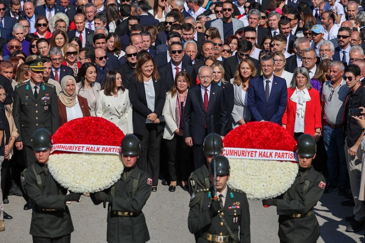 Kılıçdaroğlu, 100. yılda Anıtkabir'de Kılıçdaroğlu, 100. yılda Anıtkabir'de