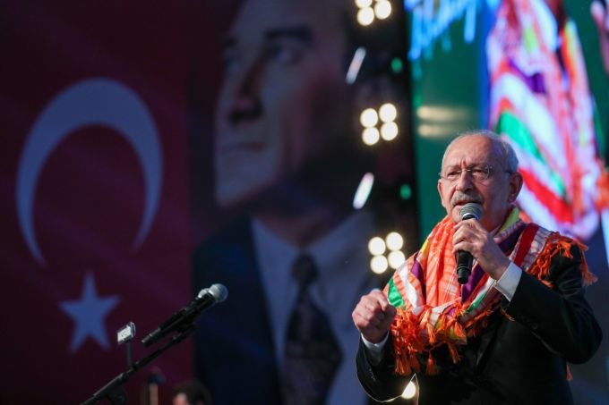 Kılıçdaroğlu, Akşehir’de Büyük Yörük Türkmen Buluşması’na katıldı