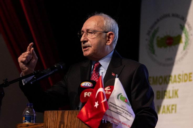 Kılıçdaroğlu; Anayasanın üstünlüğünün yara aldığı, tüm yetkilerin bir kişide temerküz ettiği bir ortamda demokrasiden söz edilemez!