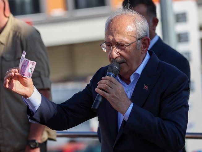 Kılıçdaroğlu, Erzincan'dan seslendi; 200 lira çıktığında 2.5 çeyrek altın alırdık bugün çeyrek altın 2,700 lira alamıyoruz!