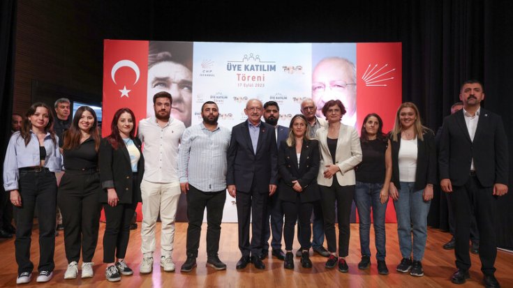 Kılıçdaroğlu, İstanbul Şişli’de düzenlenen üye katılım töreninde konuştu