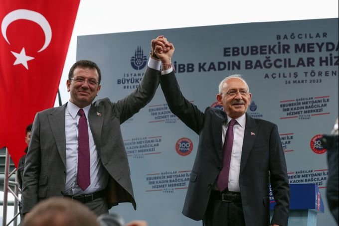 Kılıçdaroğlu, İstanbul'da açılışta konuştu; 'Türkiye’yi yönetirken hiçbir ayrım yapmayacağız. Herkesi kucaklayacağız'