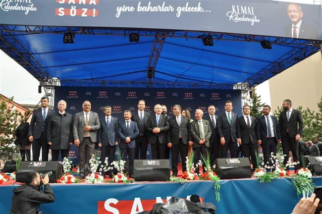 Kılıçdaroğlu; 'Kars'ı Özel Ekonomi Bölgesi ilan edeceğiz' Kılıçdaroğlu; 'Kars'ı Özel Ekonomi Bölgesi ilan edeceğiz'