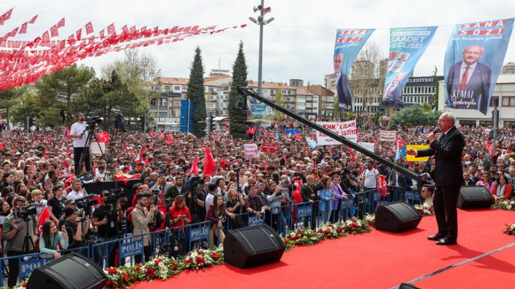 Kılıçdaroğlu Niğde’de: 'Gençler, Sizin Hayalleriniz Bay Kemal'in Hedefi Olacak' Kılıçdaroğlu Niğde’de: 'Gençler, Sizin Hayalleriniz Bay Kemal'in Hedefi Olacak'