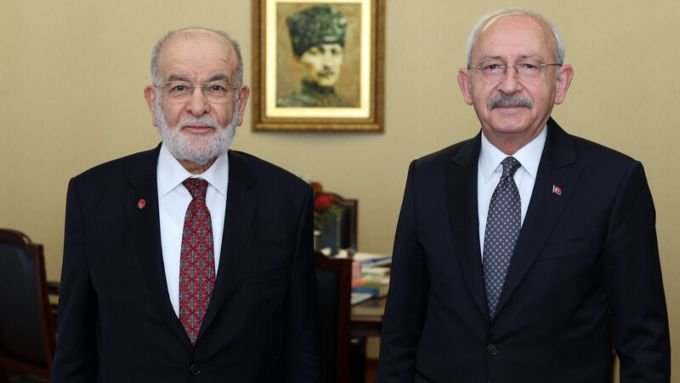 Kılıçdaroğlu, Saadet Partisi Genel Başkanı Temel Karamollaoğlu’nu kabul etti