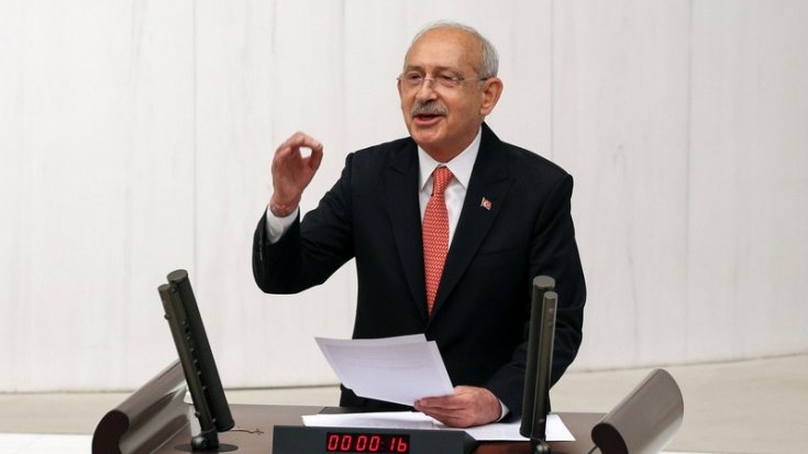 Kılıçdaroğlu, 'TBMM Genel Kurulu 23 Nisan özel oturumunda; 'Bu kürsüden 'milletvekili' sıfatıyla son sözüm şudur: Milletin istiklalini, yine milletin azim ve kararı kurtaracaktır'
