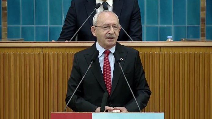 Kılıçdaroğlu; Sorularımın cevabını bekliyorum; Erdoğan senden de bekliyorum, Bahçeli senden de bekliyorum; yabancı asker kim, onu da istiyorum. Kim yabancı asker?