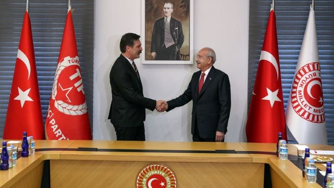 Kılıçdaroğlu, TİP Genel Başkanı Erkan Baş’la bir araya geldi