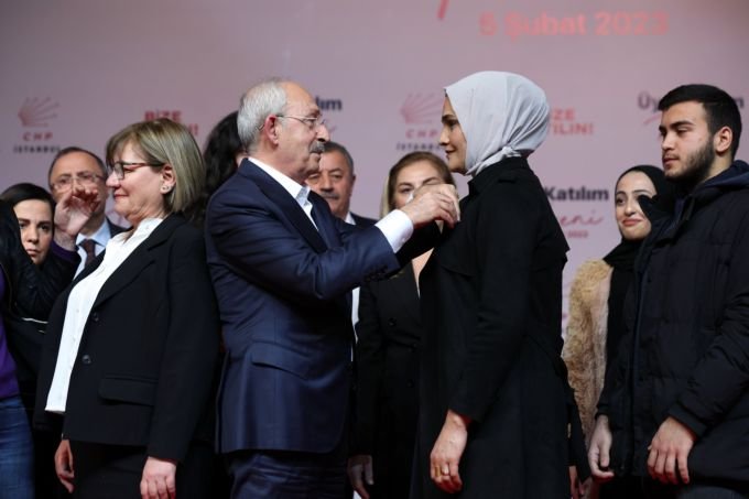 Kılıçdaroğlu; 'Yüce Yaradan ne diyor, ‘Her türlü günahla gelin affederim ama kul hakkı ile karşıma gelmeyin' Kılıçdaroğlu; 'Yüce Yaradan ne diyor, ‘Her türlü günahla gelin affederim ama kul hakkı ile karşıma gelmeyin'