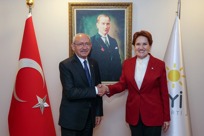 Kılıçdaroğlu'ndan Meral Akşener'e hayırlı olsun ziyareti