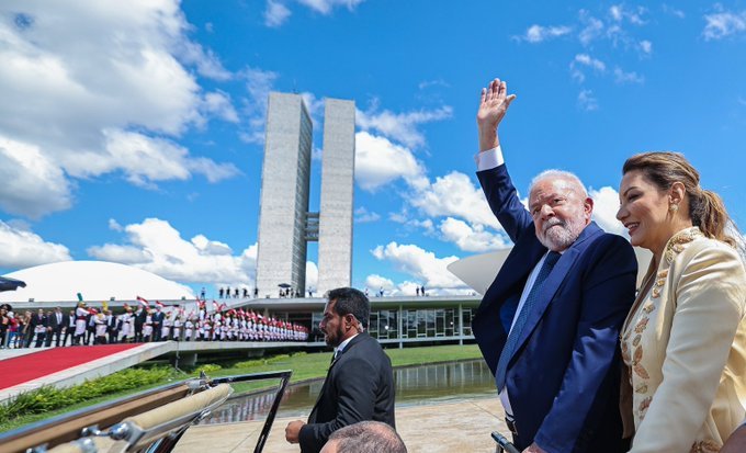 Lula da Silva 12 yıl sonra yeniden Brezilya devlet başkanı Lula da Silva 12 yıl sonra yeniden Brezilya devlet başkanı