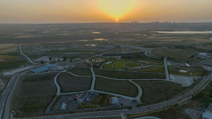 Mansur Yavaş, 16 Eylül'de 3,5 milyon metrekarelik alana kurulan Türkiye’nin en büyük BAKAP Tarım Kampüsü ve Rekreasyon Alanı’nı açacak
