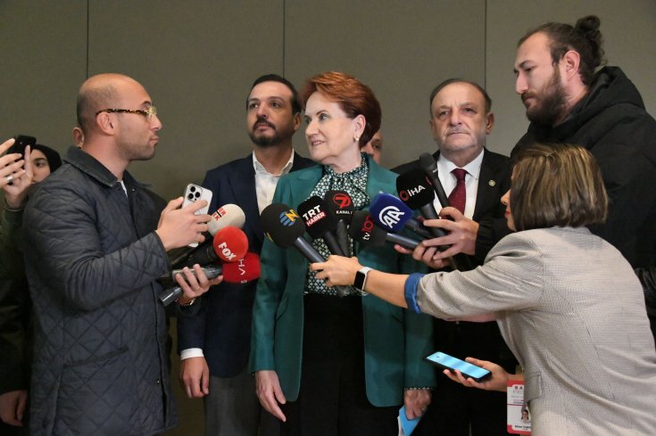 Meral Akşener'den Erdoğan'a; Anayasa'yı askıya alırsanız, hükümlerini yok kabul ederseniz; o zaman ülkede hukuk kalmaz. Anayasa çiğnenmiş olur!