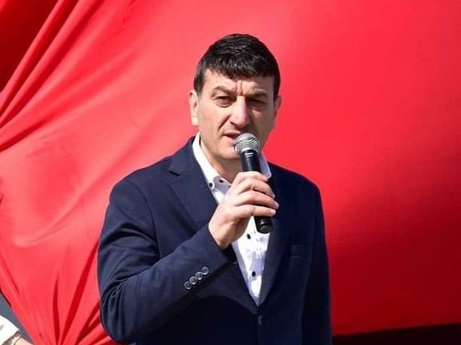 Rize Fındıklı CHP İlçe Başkanı Kadirhan Kadıoğlu hayatını kaybetti Rize Fındıklı CHP İlçe Başkanı Kadirhan Kadıoğlu hayatını kaybetti