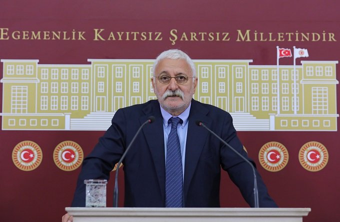 Saruhan Oluç; Halkın kazanımlarını artırmak için hem Meclis’te hem de sokakta mücadeleyi sürdüreceğiz!