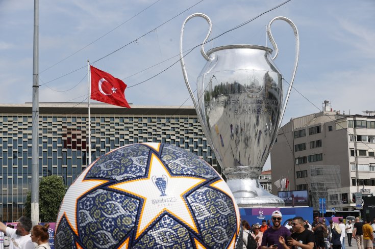 UEFA Şampiyonlar Ligi finali bugün İstanbul'da oynanacak UEFA Şampiyonlar Ligi finali bugün İstanbul'da oynanacak