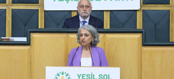 Yeşil Sol Parti Eş Genel Başkanı Çiğdem Kılıçgün Uçar; Diyanet’in ırkçılık, ayrımcılık, yolsuzluk ve rüşvet vakalarıyla ilgili tek bir laf ettiğini duymadık! Yeşil Sol Parti Eş Genel Başkanı Çiğdem Kılıçgün Uçar; Diyanet’in ırkçılık, ayrımcılık, yolsuzluk ve rüşvet vakalarıyla ilgili tek bir laf ettiğini duymadık!