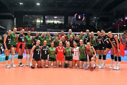 A Milli Kadın Voleybol Takımımız, 2023 CEV Kadınlar Avrupa Voleybol Şampiyonasında Azerbaycan’ı 3-0 yendi