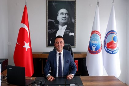 Birleşik Kamu İş Konfederasyonu İstanbul il başkanı Başgönül; 'Ülke ekonomisi adeta çıkmaz sokağa girmiş durumda'