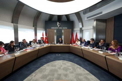 CHP MYK ve Gölge Kabine, Özgür Özel başkanlığında ilk toplantısını yaptı