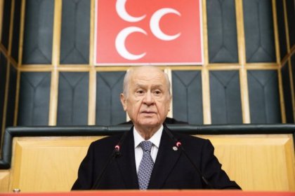Devlet Bahçeli; 'Türkiye yıkılmışken hala uzaktan eğitime koro halinde karşı çıkanlar sorumsuz ve hastalıklı ruhlardır'