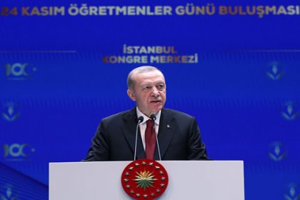 Erdoğan, 24 Kasım Öğretmenler Gününde açıkladı; 'çalışan emeklilere de bir defaya mahsus beş bin liralık ödeme yapılacak'