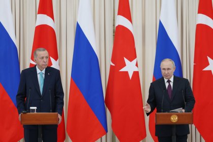 Erdoğan, 'Tahıl koridoru girişiminin devam ettirilmesi gerektiğini düşünüyoruz' Putin, 'Bir şartla; Ürünlerimize Ambargo kalkmalı'