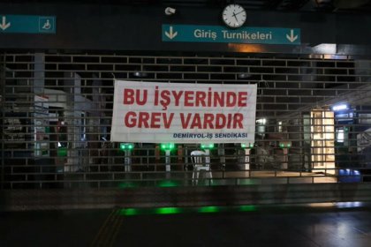 İzmir Metro işçileri greve çıktı
