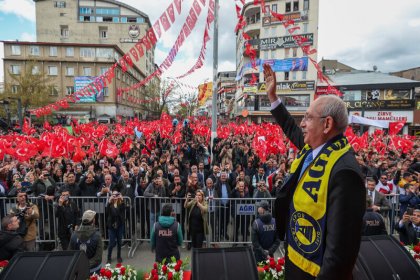 Kılıçdaroğlu Ağrı mitinginde konuştu: 'Onlar vatandaş için değil, beşli çeteler için çalışıyorlar. Kaçırdıkları 418 milyar doları son kuruşuna kadar getireceğim'