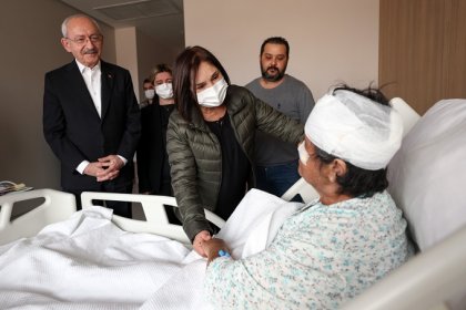 Kılıçdaroğlu, Ankara'da Bilkent Üniversitesi Hastanesinde afetzedeleri ziyaret etti