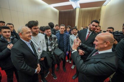Kılıçdaroğlu: Değişim Senin Elinde Genç Arkadaşım