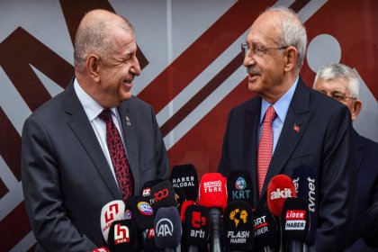 Kılıçdaroğlu ile Ümit Özdağ ortak açıklama yaptı; Zafer Partisi Kılıçdaroğlu'nu destekleme kararı aldı