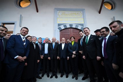 Kılıçdaroğlu, Kadir gecesinde Beylikdüzü'nde Hacı Naif Akkuş Camii açılışına katıldı