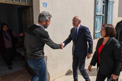 Kılıçdaroğlu, KKTC'de Adıyaman İsias Hotel’de hayatını kaybedenlerin ailelerine taziye ziyaretinde bulundu