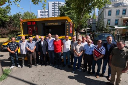 Kılıçdaroğlu, ÖTV zamları sonrası Taksi esnafını ziyaret etti